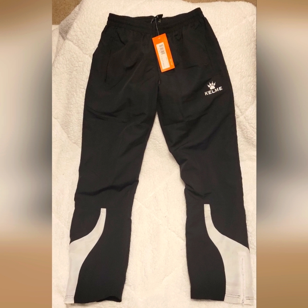 NWT women's Kelme training pants. Size Small.
